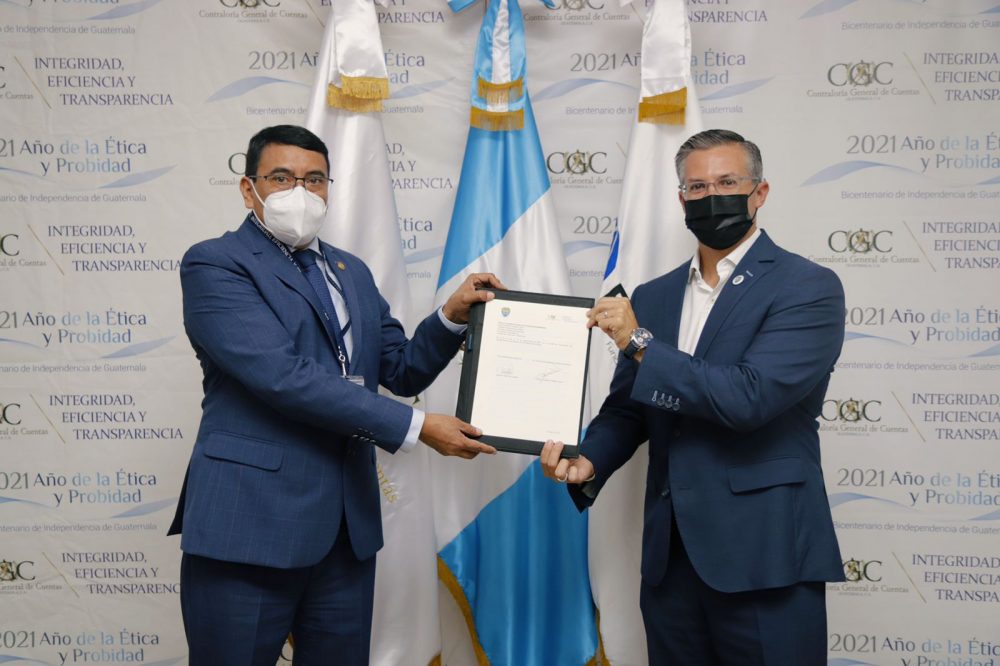 Convenio de Cooperación entre FUNDESA y la Contraloría