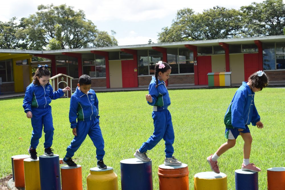 educación diferenciada colegio monte maria