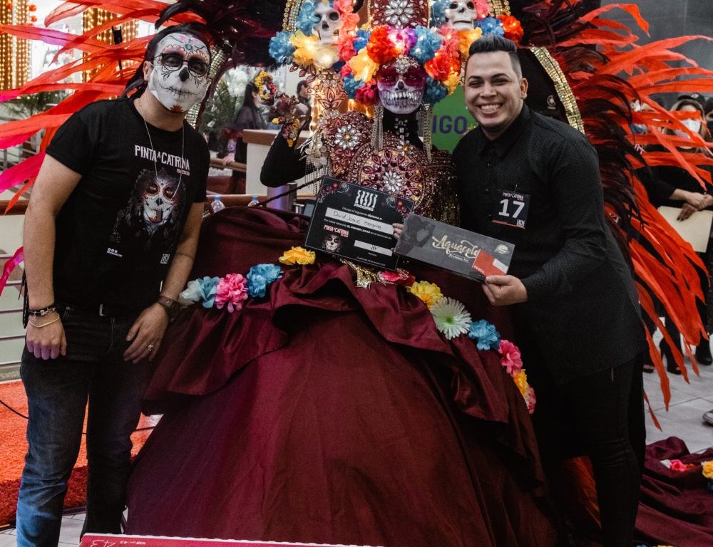 Pinta a Catrina próceres