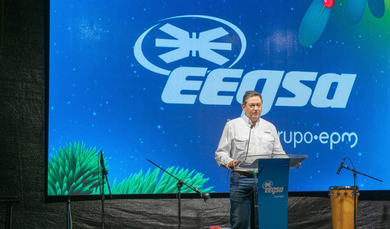 Iluminación plaza berlín EEGSA 2