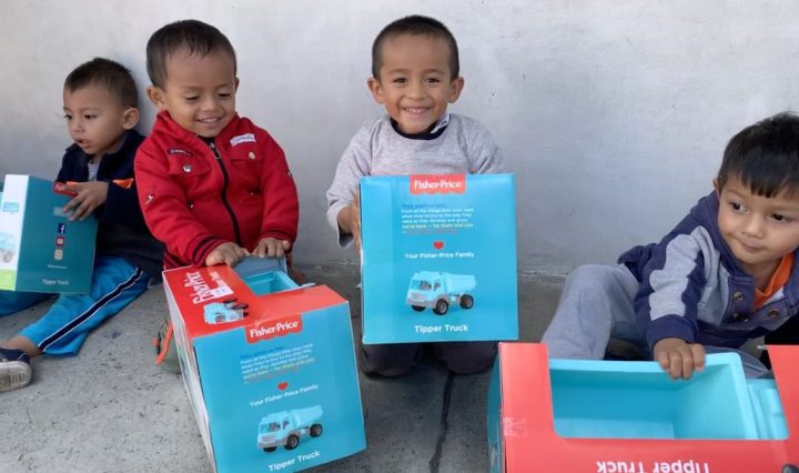 Haz Sonreír A Un Niño cemaco