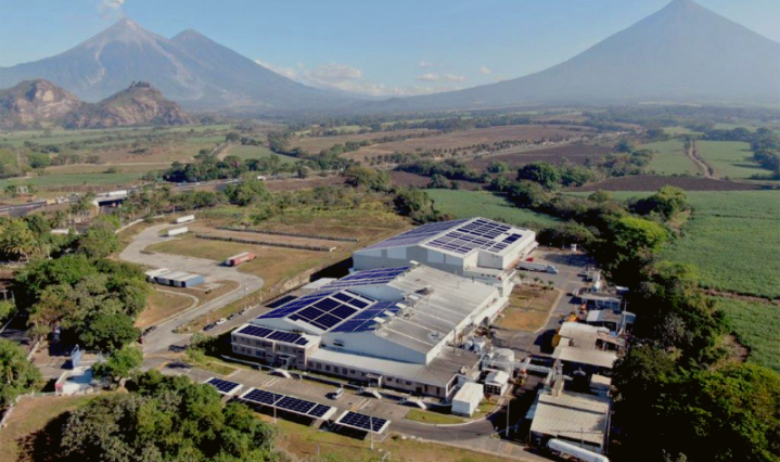 Colombina y Enertiva firman un Acuerdo de Compra de Energía Solar para su fábrica en Guatemala