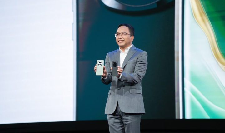 HONOR presenta una nueva estrategia para todos los escenarios potenciada por IA en el MWC 2024