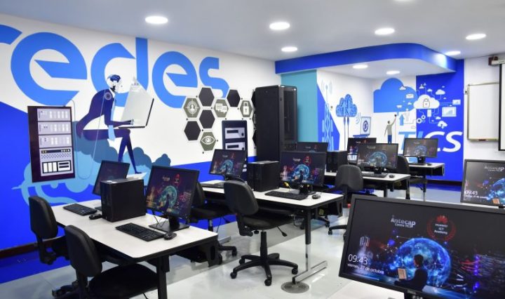 Huawei ICT Academy de INTECAP te espera
