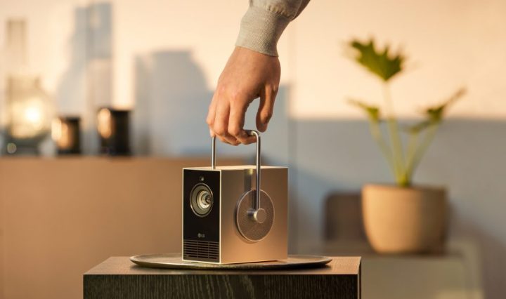 LG CineBeam Q_01