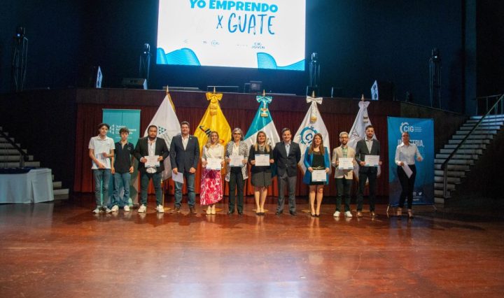 Foto ganadores 2023 YoEmprendoXGuate