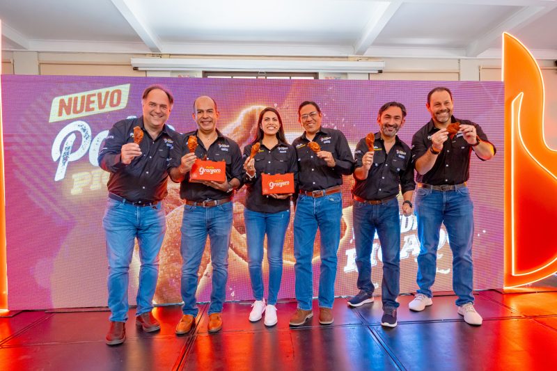 ¡Con un toque de picante y siempre recién hecho, crujiente y listo para llevar, esta adición al menú promete satisfacer a todos sus consumidores a la mera mera hora del antojo!