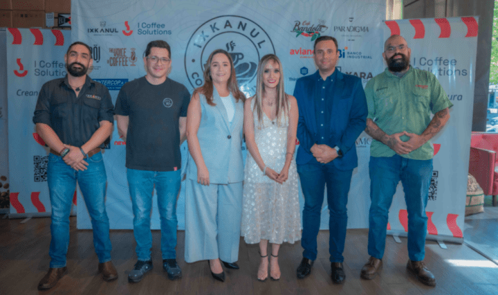 en Ixkanul Coffee Festival BI