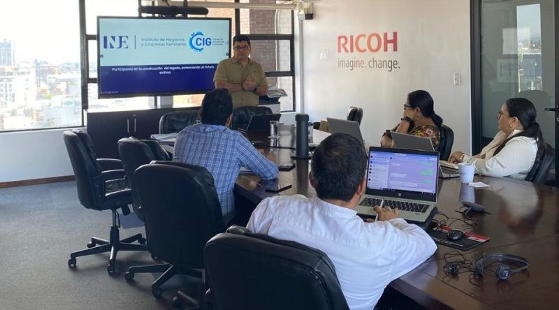 Con un enfoque en la transferencia de conocimiento INEF ofrece una seria de productos, servicios, programas y nuevas metodologías para el fortalecimiento, crecimiento y desarrollo de empresas familiares.