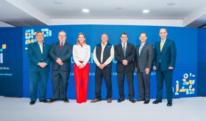 El propósito de Fundación Bi es promover e impulsar la prosperidad sostenible de la región, facilitando el acceso a servicios financieros, herramientas y conocimientos que generen oportunidades de emprender, provocando el desarrollo integral de la comunidad centroamericana.