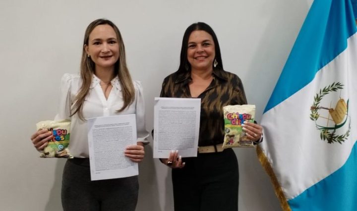 Fundación Azteca Guatemala y Nutrición Chispuditos firman convenio para apoyar juntos la nutrición infantil