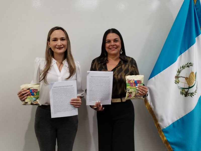 Fundación Azteca Guatemala y Nutrición Chispuditos firman convenio para apoyar juntos la nutrición infantil