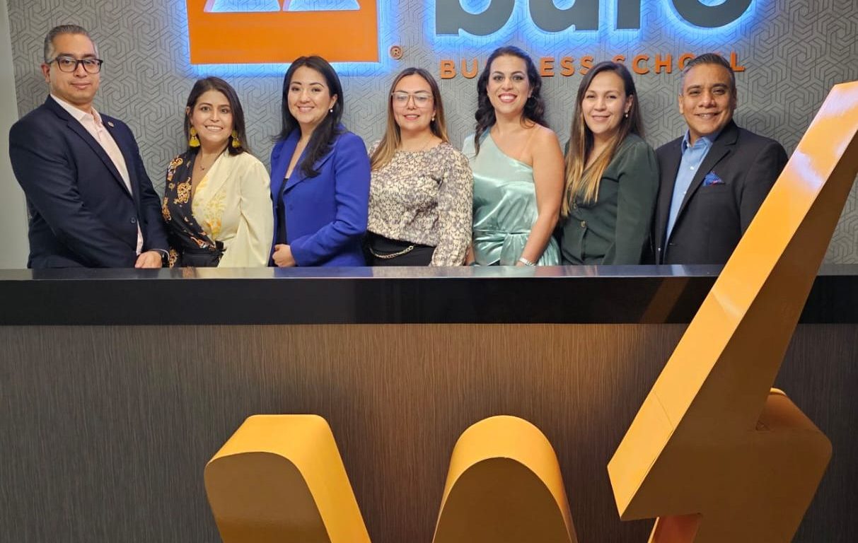 Lanzamiento Women X buro