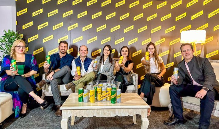 Schweppes mixología coca-cola