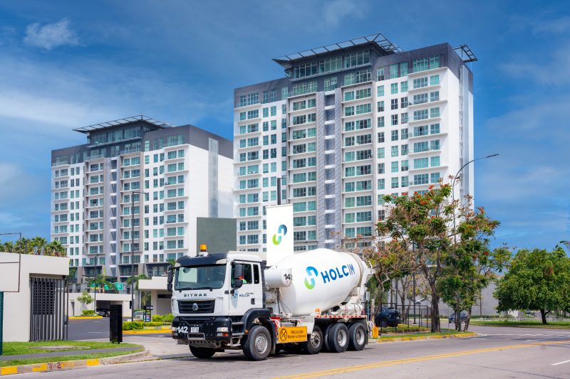 Holcim busca acelerar la introducción de soluciones innovadoras y sostenibles en el sector de la construcción en Guatemala