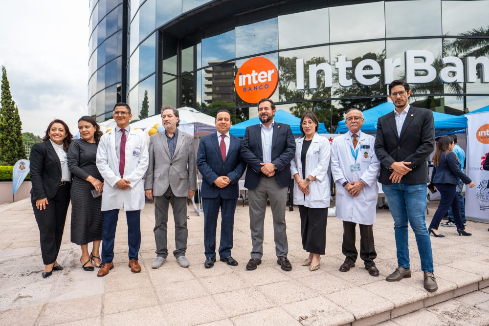 InterBanco Inauguración IGSS Clinica 100-76