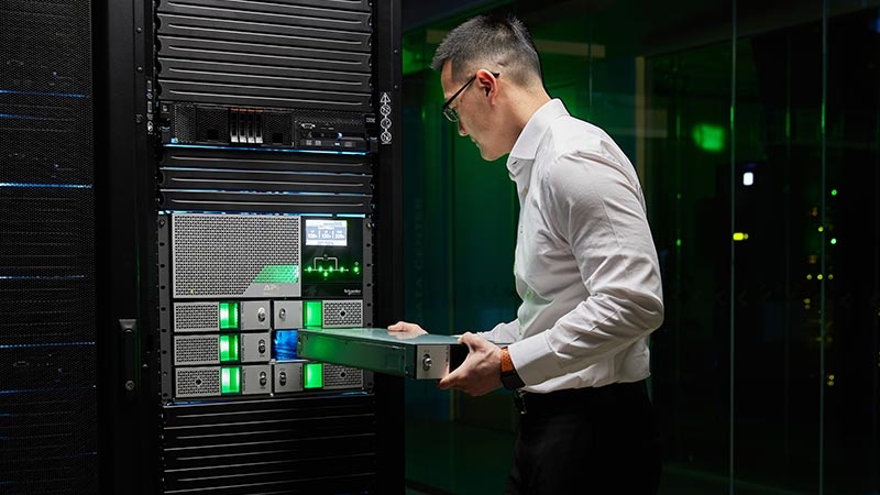 La transformación digital ha incrementado el procesamiento de los datos cerca de su origen (Edge Computing), ya que reduce la latencia, brinda una mayor capacidad de respuesta y una mejor utilización del ancho de banda.