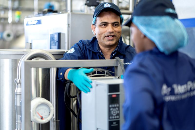 La compañía ofrece un amplio portafolio con más de 40 000 opciones de componentes de planta para garantizar una producción de alimentos y bebidas de alta calidad, segura y lista para el consumo.