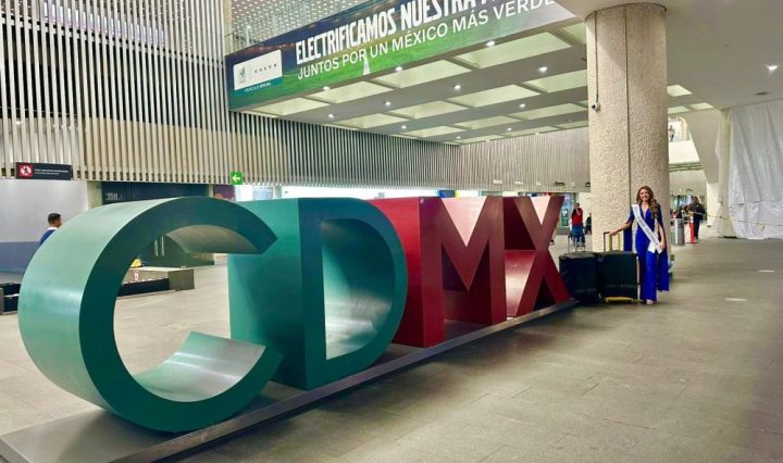 ANA GABRIELA VILLANUEVA MUG 2024 LLEGADA A MEXICO 1