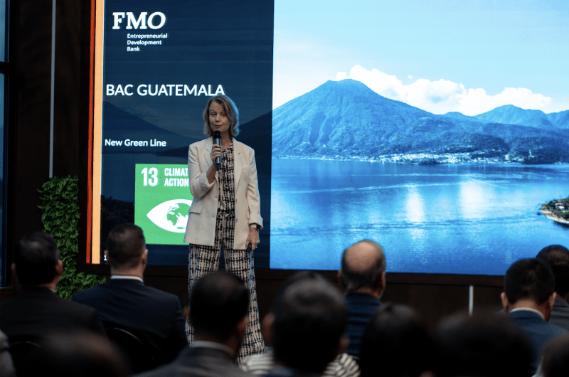 El asesor financiero reimagina la banca al anunciar un nuevo préstamo para proyectos verdes, en esta ocasión junto a FMO y DEG, por US$180 millones.