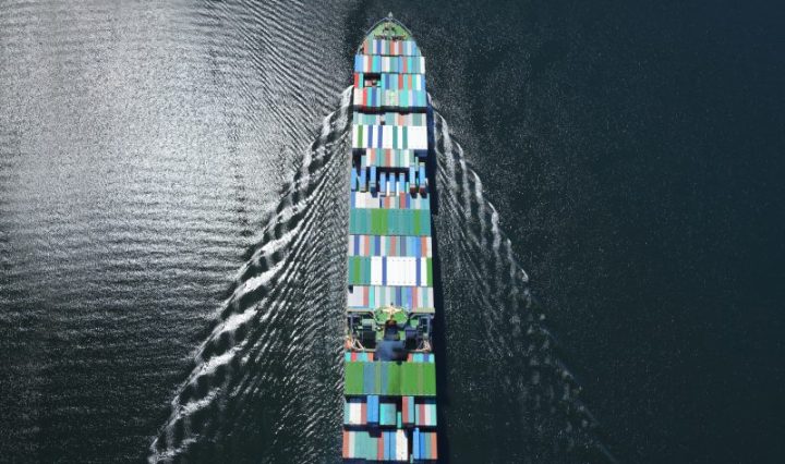 concreten sus planes de strategic shoring 66% señala la incertidumbre política y económica como razones clave para reevaluar sus cadenas