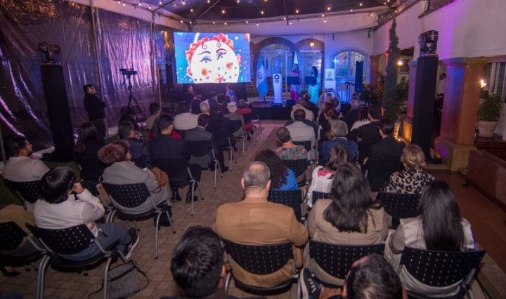 Carlos Calderón del Cid, ganador del Premio Literario Monteforte Toledo, edición cuento 2024