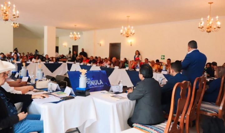 Reunión Ordinaria del Consejo Departamental de Desarrollo en San José Pinula