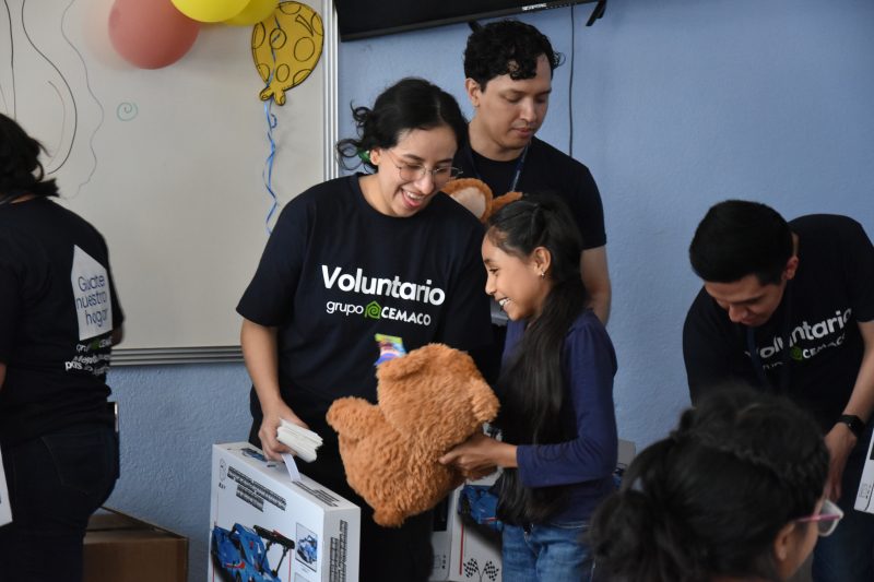 Con la iniciativa “Haz Sonreír a un Niño”, más de 3,700 niños recibirán regalos esta Navidad