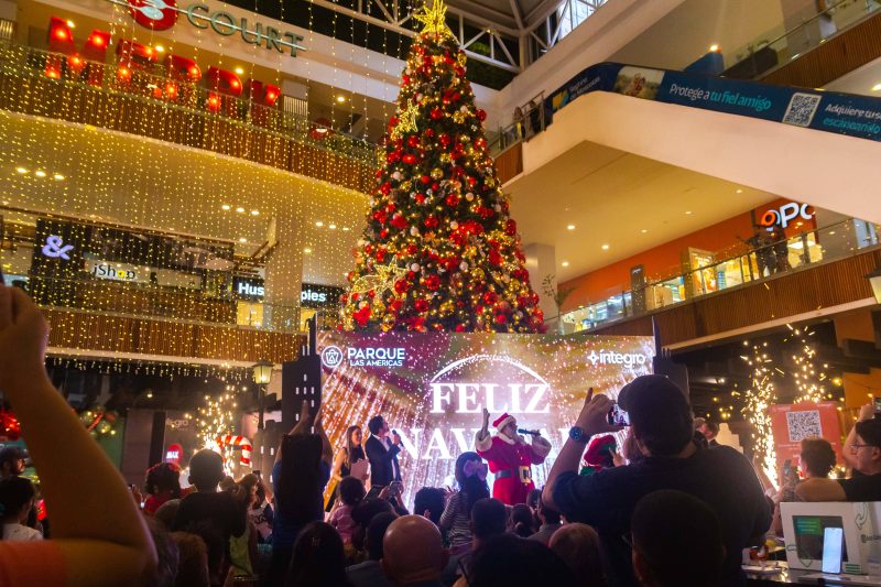 La magia de la Navidad ya está en los centros comerciales de ÍNTEGRO
