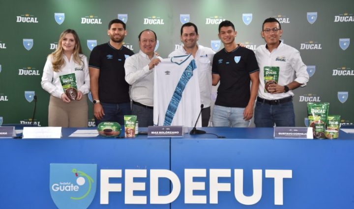 DE LA MESA AL ESTADIO: DUCAL AHORA ES EL SABOR OFICIAL DE LA SELECCIÓN NACIONAL