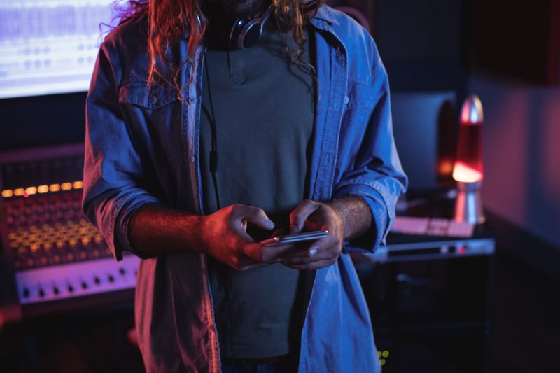 ESET señala que los atacantes usan las descripciones de podcasts y listas de Spotify para distribuir links maliciosos