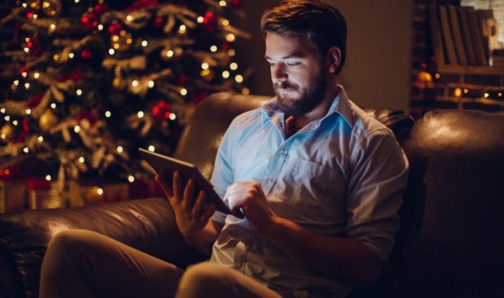 Visa ayuda a los compradores durante la temporada festiva a mantenerse seguros: la empresa bloqueó casi 85% más casos de fraudes sospechosos a nivel mundial este Cyber Monday 2024 en comparación con el año anterior