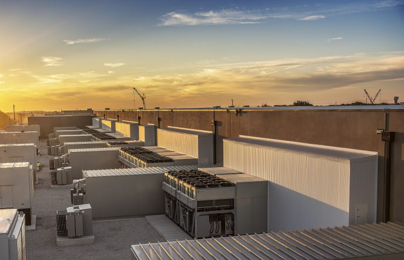 Vertiv y Compass Datacenters colaboran en un sistema de enfriamiento líquido y por aire combinado para agilizar la implementación del enfriamiento líquido para las aplicaciones de IA