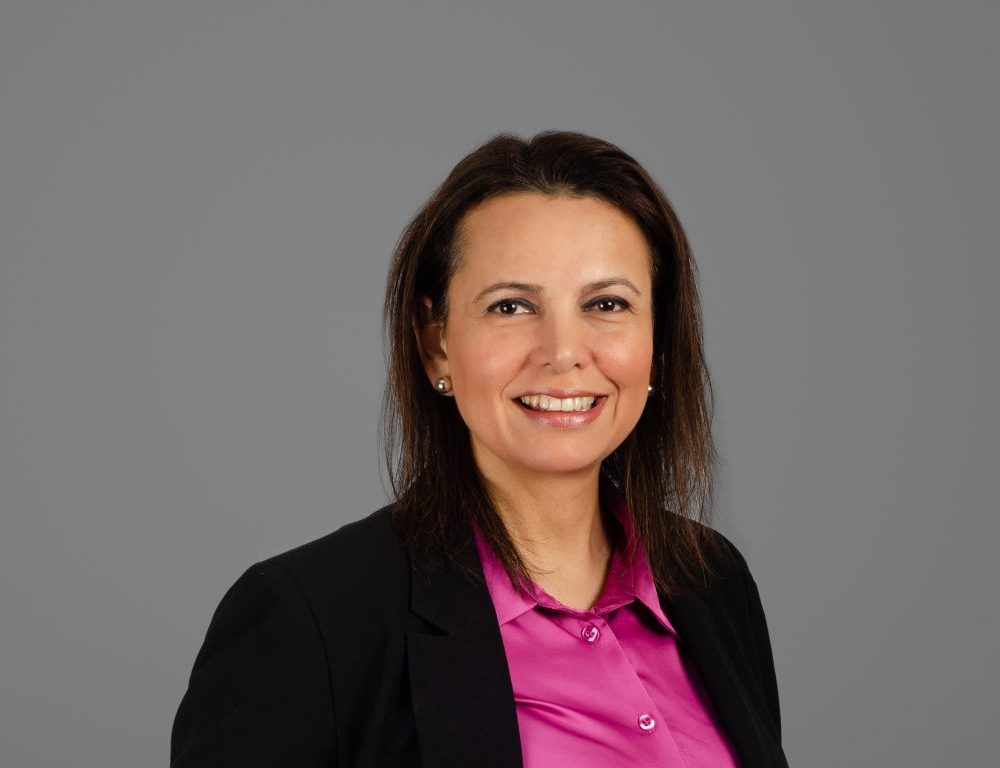 Yadira 2_DSC_7450 vertiv