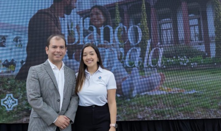 Director de Mercadeo y Gte de Mercadeo Cayala