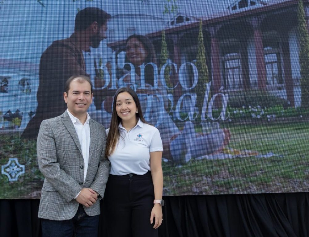 Director de Mercadeo y Gte de Mercadeo Cayala