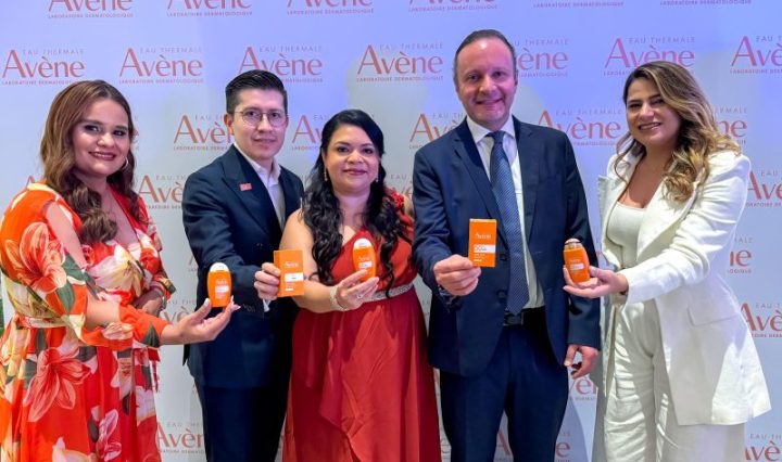 La mejor protección solar ultra amplia para uso cotidiano presentada por Avène ofrece una rápida absorción para una piel más fina, lisa y protegida.
