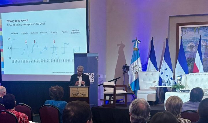 Presentación Estado de la Región foto 2