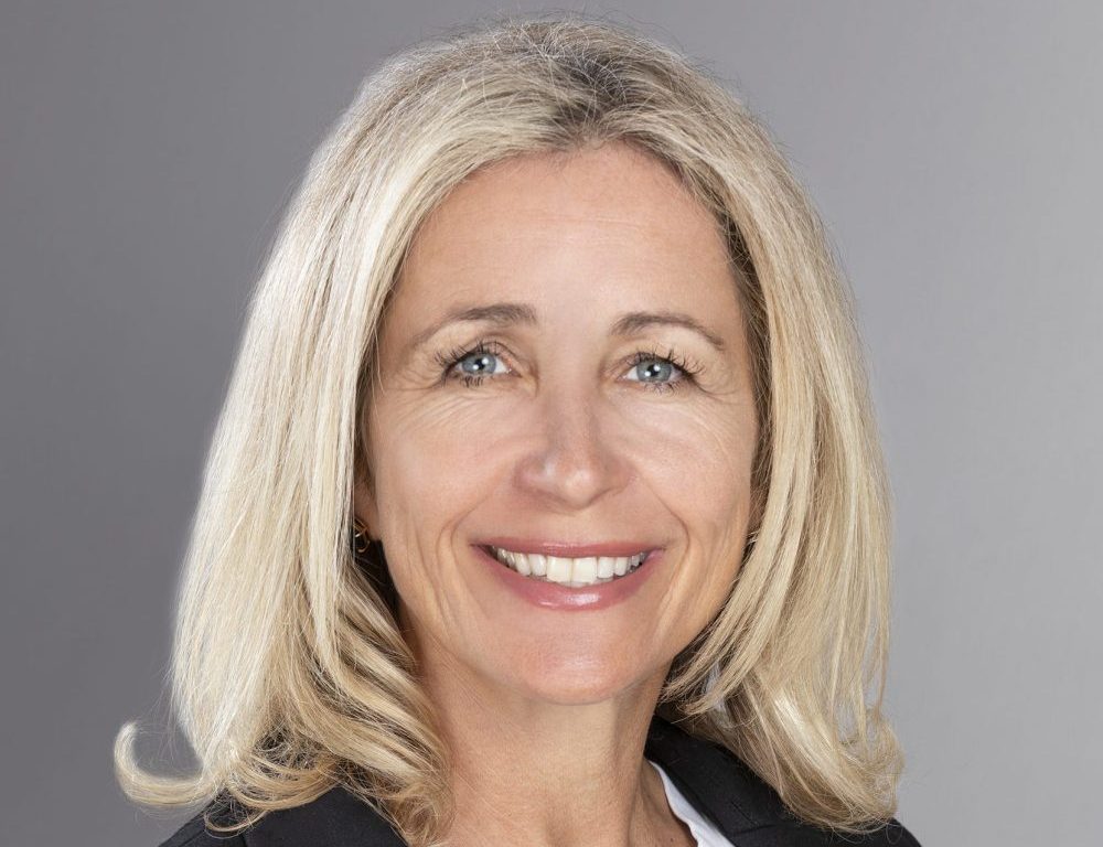 HS-Deidre_Deacon-ViewSonic_CRN_WotC-May2025-SPA (1)