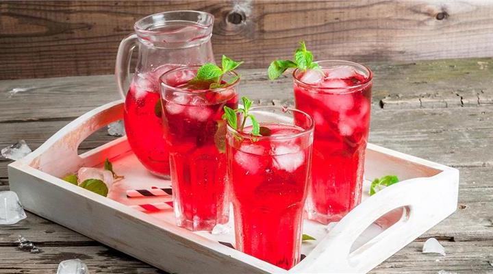 Punzón de té de frambuesa