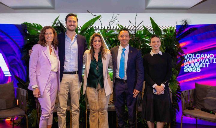 1 MER-2036 CP VOLCANO SUMMIT