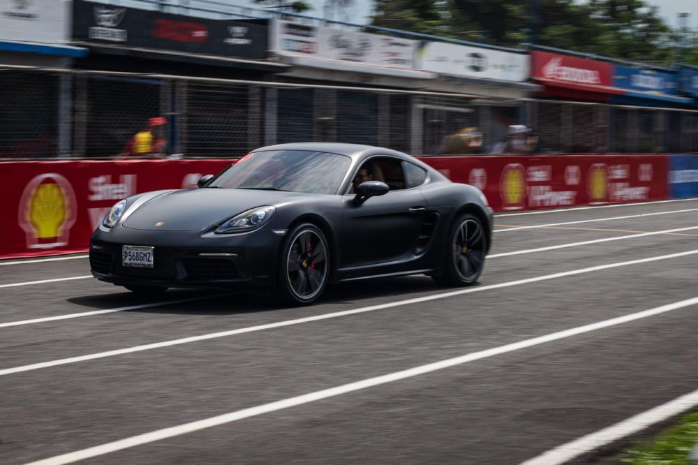 porsche guatemala