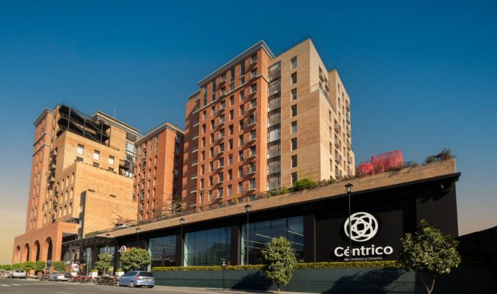 Céntrico - Fachada íntegro