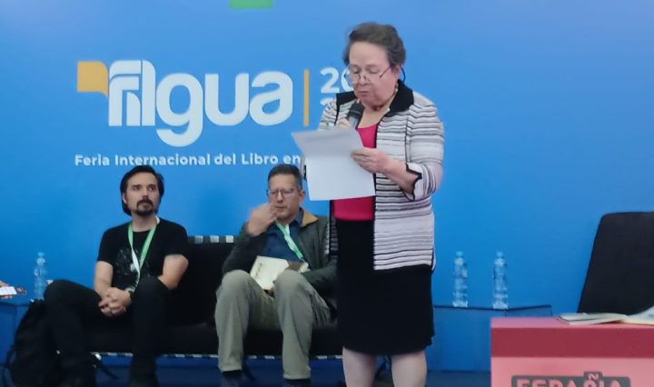 Editorial Piedrasanta presenta Jómshuk