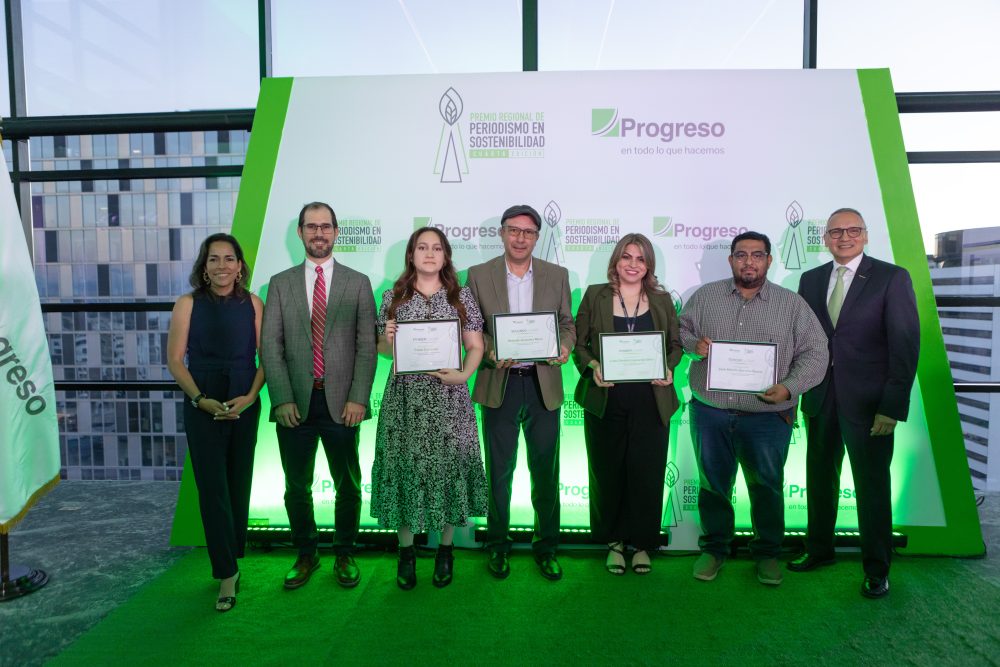 Ganadores Grupal Premio Regional Periodismo Sostenibilidad Progreso