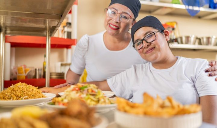 Kitchen,Team,Work,Satisfied,After,Work,Contemplating,The,Final,Dishes