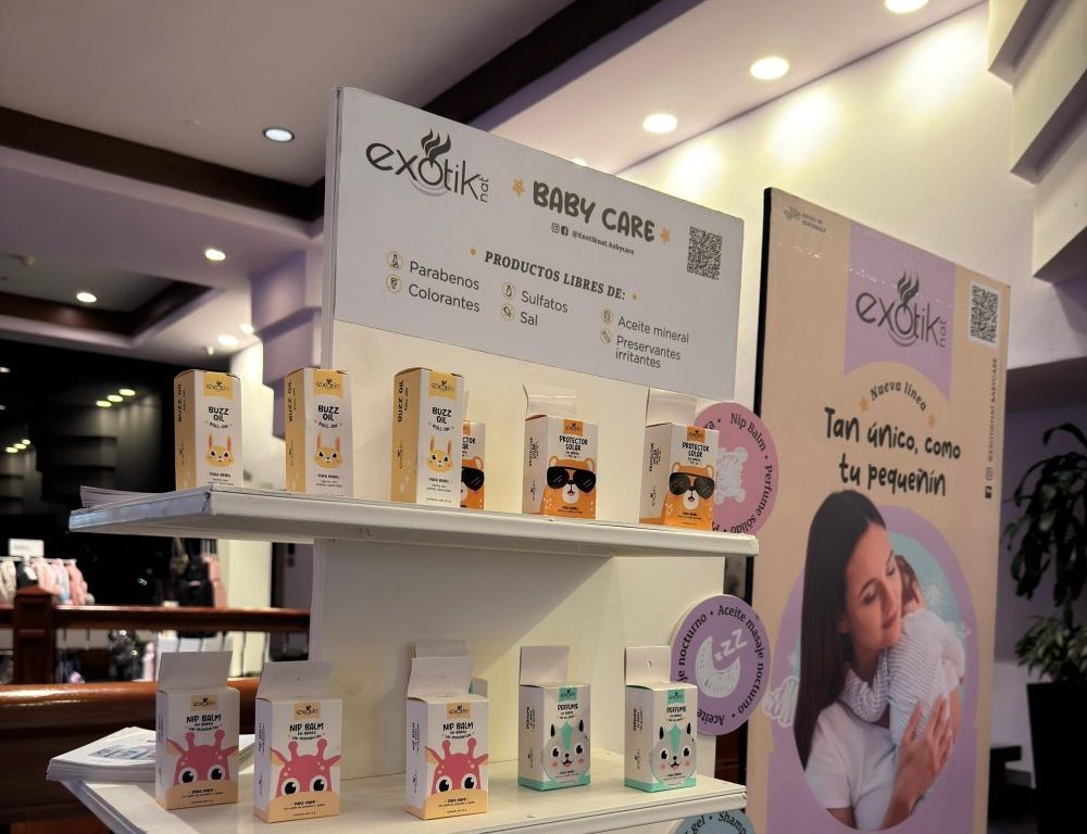 Exotik Nat, Crianza con amor