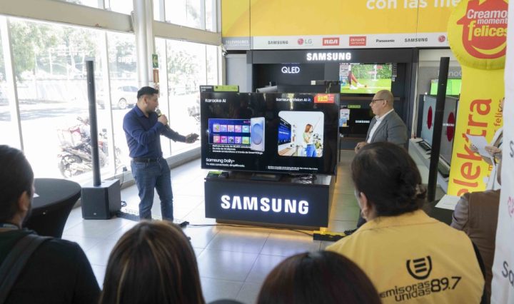 Lanzamiento Samsung en Elektra