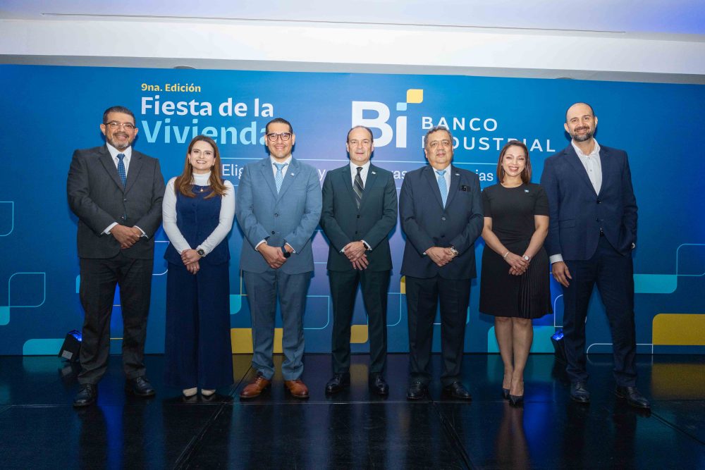 26 MER-2616 FOTOGRAFÍAS CONFERENCIA DE PRENSA FIESTA DE LA VIVIENDA