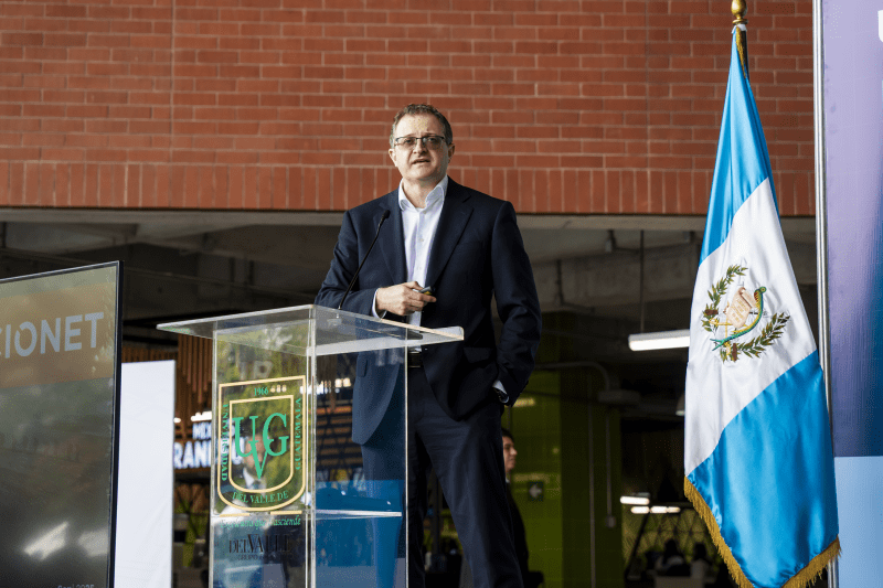 Liderando la Transformación Digital: UVG Lanza Licenciatura en Sistemas de Información Computacional